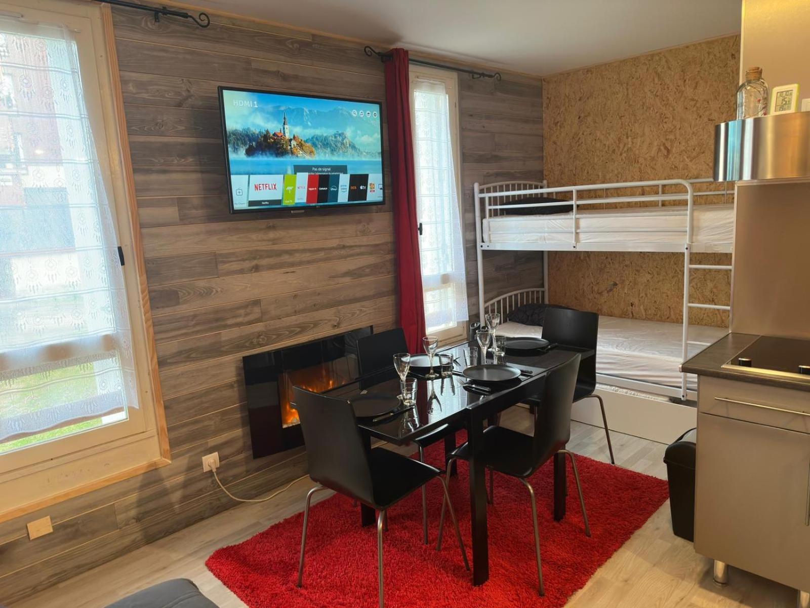Le Chaleureux Cocon Rouge Apartman Ustou Kültér fotó